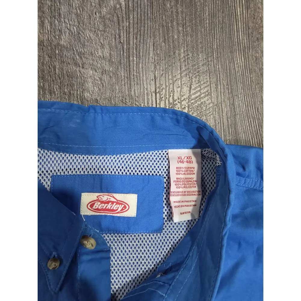 Mens Fishing Shirt Sz XL Berkley Blue Polyester Button Down Vented NWT - Picture 3 of 7